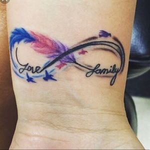 Meet your Posher, Phoenix